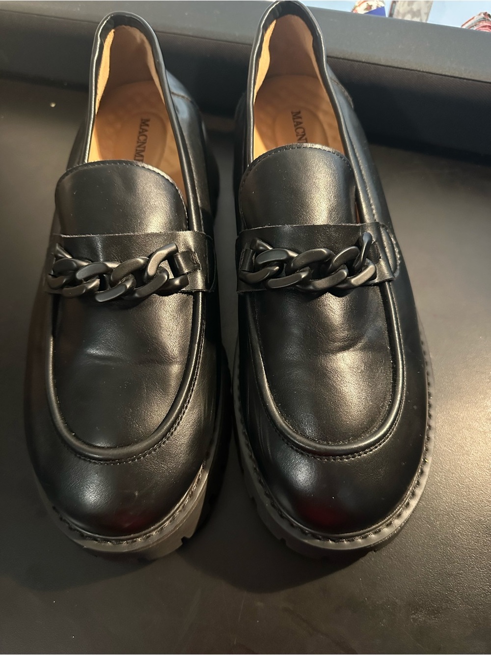 Magnanni Black Leather Chain-Trim Slip-On Loafers